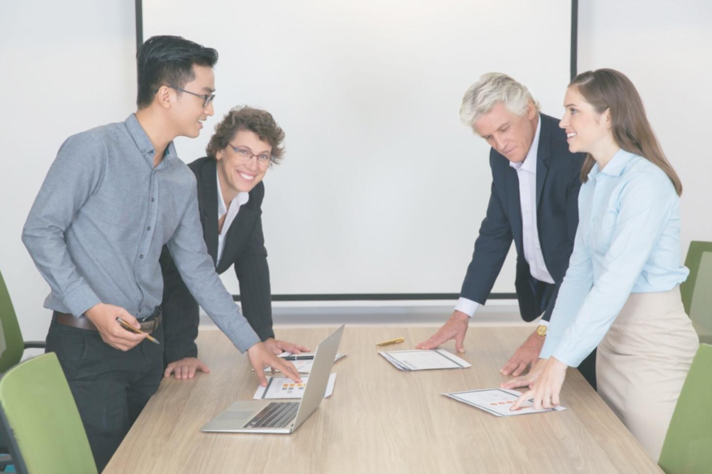 Gemeinsame Arbeit an Finanzmodellen